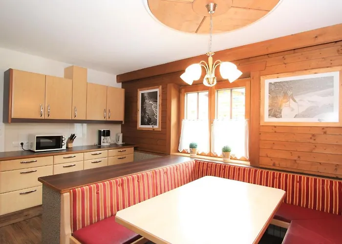 Apartment Christoph By Interhome شقة ستام